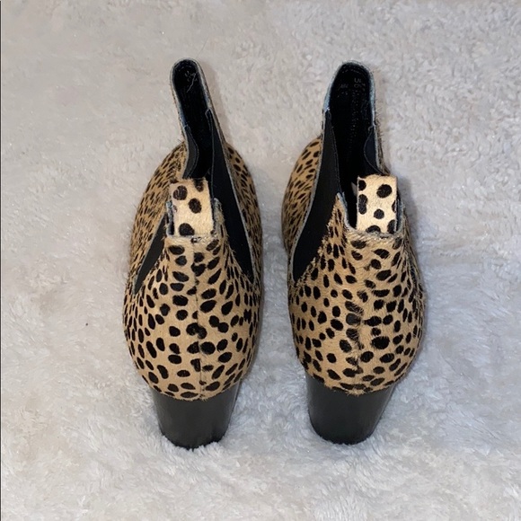 Sole Society Block Heel Ankle Boots - Picture 13 of 16